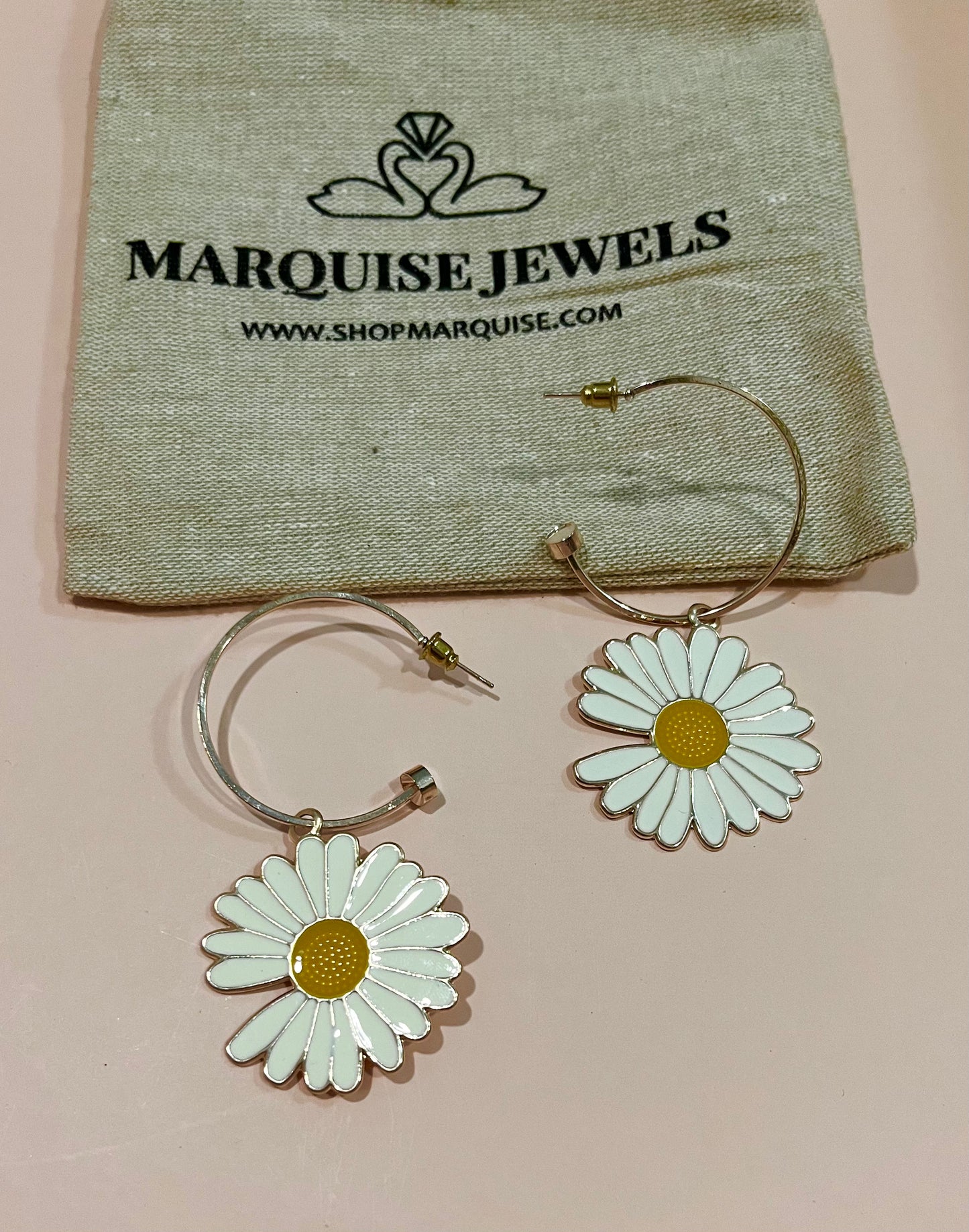 Dainty Daisy Earrings