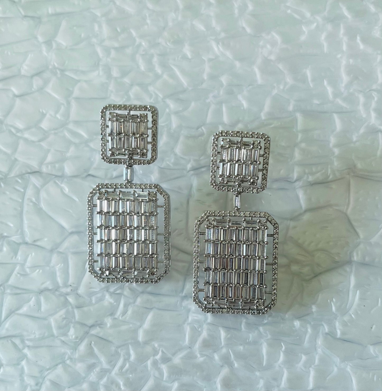 Taabir Diamand Earrings