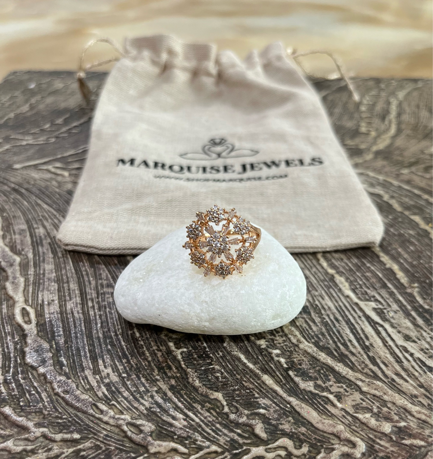 Serene Snowflake Ring