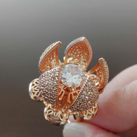 Blooming Flower Diamond Rinf