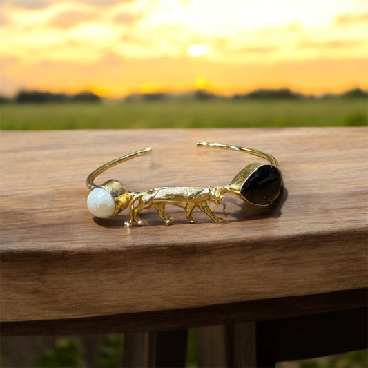 Savanna Royalty Lioness Hand Cuff